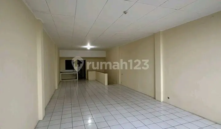 Di Sewakan Ruko Duta Garden Uk 5 X 15 3,5 Lantai PLN 5500 Hadap Jalan Besar Air Tanah Bagus Hrga 90 Jt / Tahun Nego