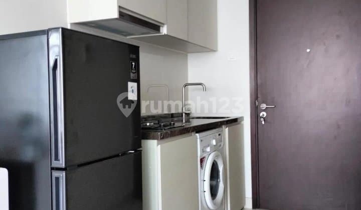 Dijual Rugi ...Apartemen Mansion.tipe Studip...Lt.26 M2..Posisi Sudut...Furnish...Ada Ac..Kompor...Tv...Kulkas...Mesin Cuci...Kasur. Lmari..Kaca.. Rias..Gordin ..Starata Title....Harga Jual ..425 Juta
