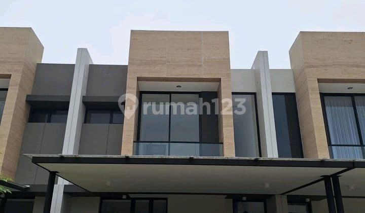 Disewa Rumah Pik2, Villa Pasir Putihlt. 6X15lb. 130M22 Ltkt 3+1Km 2+1Hadap Selatanview Tamanunfurnished*Rencana Akan Dipasang 4 Acharga 95Jt/Thn Nego Minimal 1 Thn