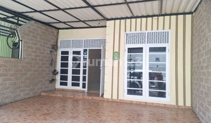 Disewakan Rumah Citra 3lt : 6x15lb : 70m1 1/4lantaikt : 2+1km :1+11line Telp1acharga : 65jt/thn