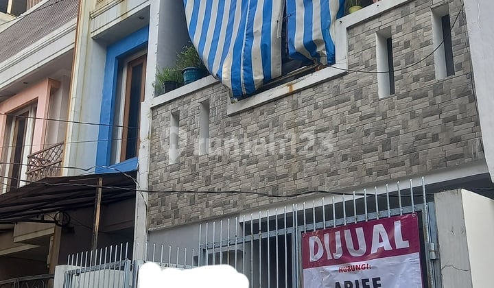 Dijual Murah Rumah di Tanjung Duren Selatan 2