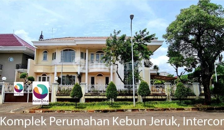 Dijual cepat dan murah Rumah mewah di Perumahan kebon jeruk intercon