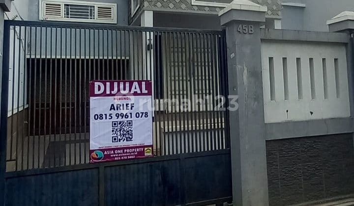 Cheap Sale luxury house on Satria Street