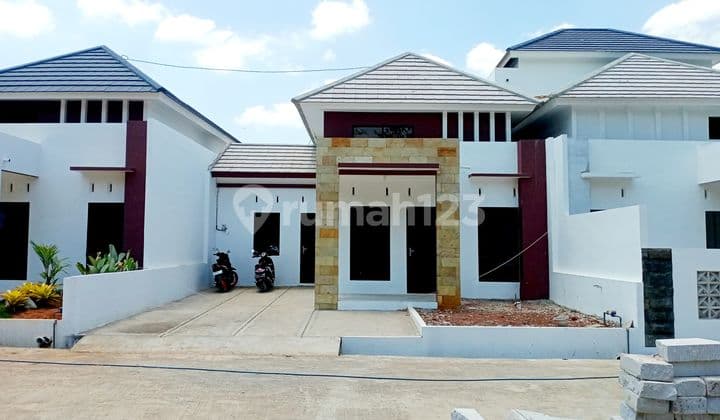 Rumah Mijen Bsb Dekat Jalan Raya Dan Terjangkau