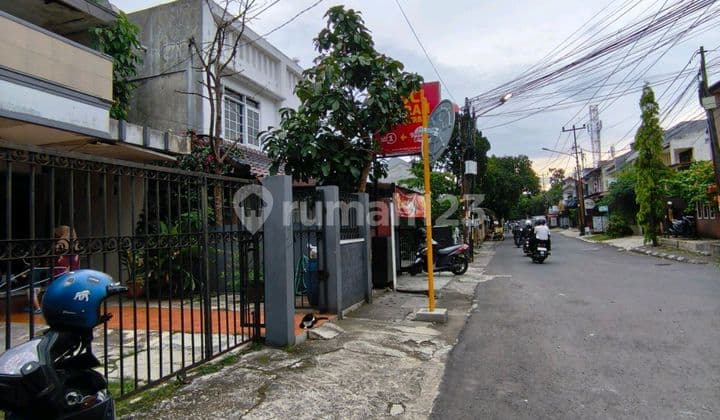 Disewakan Rumah Daerah Sayap Supratman