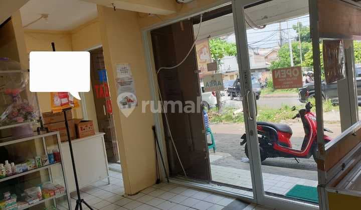 Ruko Disewakan Dipinggir Jalan Raya Rawa Buntu Sangat Ramai