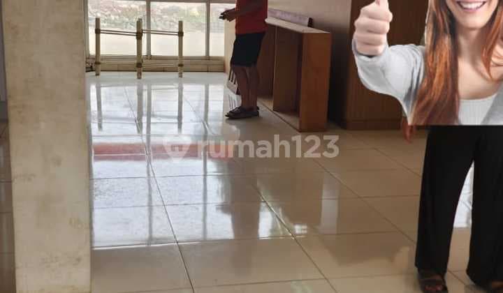 Ruko 2 Lantai Bagus Dipinggir Jalan Dan Ramai Dipamulang.