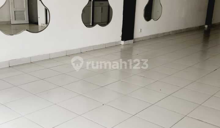 Disewakan Ruko 2 Lantai Dipinggir Jalan Kawasan Sudah Ramai Bsd