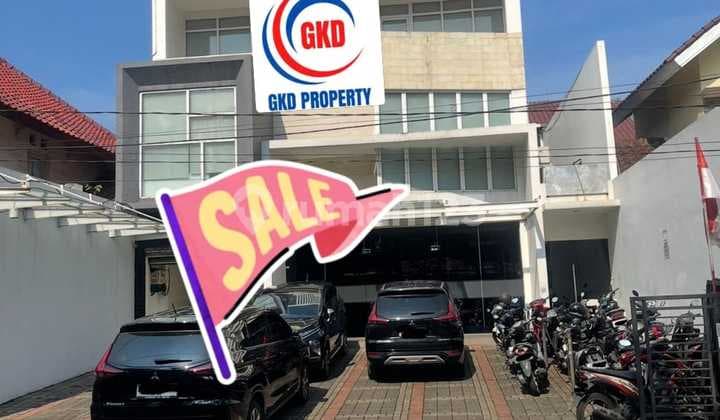 Dijual Kantor 3 Lantai Lokasi Strategis di BSD