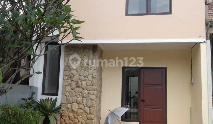 Dijual Cepat Rumah 2 Lantai di Bawah Harga Pasar di BSD