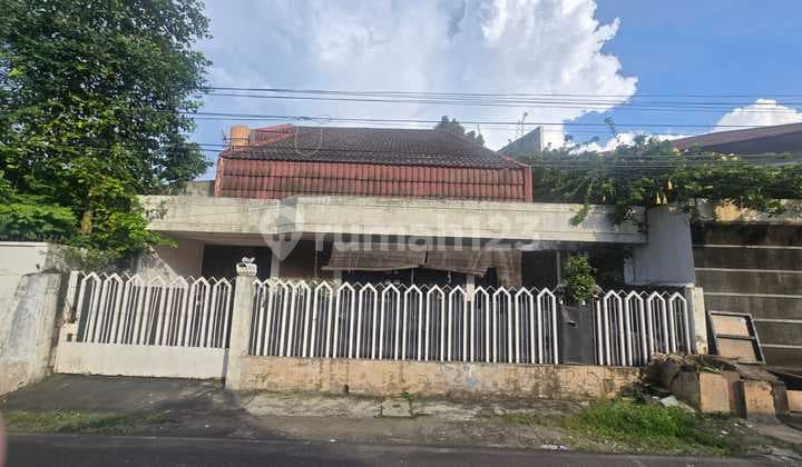 Dijual Cepat Rumah 2 Lantai di Bawah Harga Pasar di Jakarta Timur