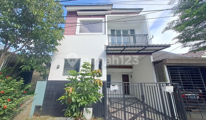Dijual Rumah Siap Huni 2 Lantai di Serpong Park Bsd ~ Sp2020