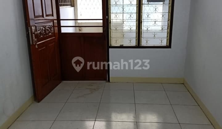 Dijual Rumah 2 Lantai Siap Huni di Jembatan Lima - Jakarta Barat
