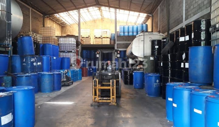 Neat Warehouse for Sale in Taman Tekno ~ GTT004