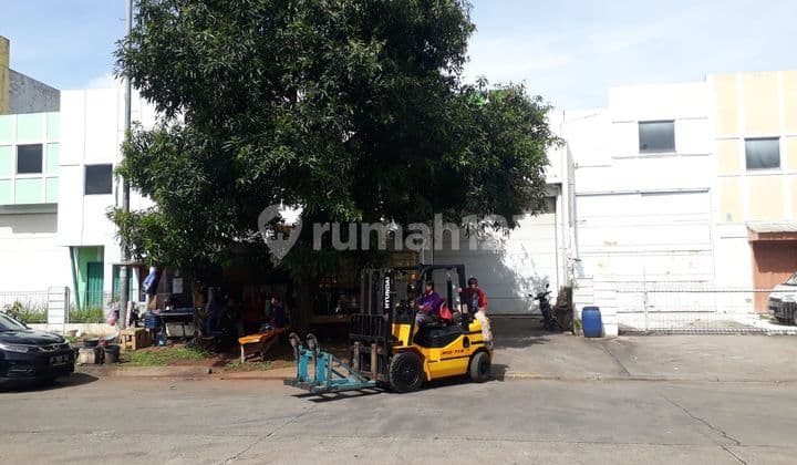 Warehouse For Sale in Taman Tekno BSD ~ GTT005