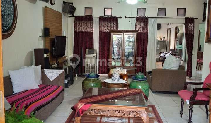 For Sale Ready-to-Occupy Neat House In Villa Melati Mas ~ V170091