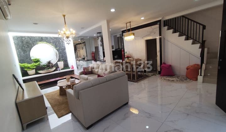 Dijual Rumah Cantik Di The Green Bsd Tangerang Selatan ~ Tg005