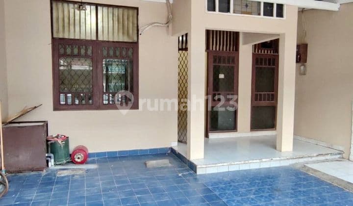 Dijual Rumah Kondisi Terawat 2 Lantai Villa Melati Mas ~ V70060