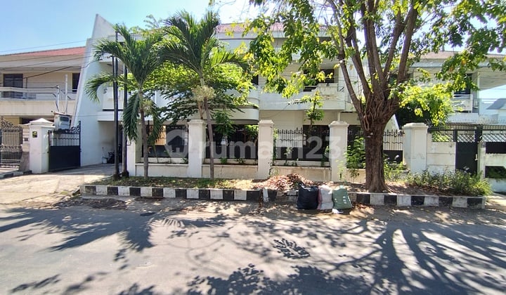 RUMAH DHARMAHUSADA INDAH nol JALAN KEMBAR STRATEGIS RAMAI
