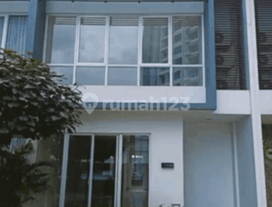 Townhouse Puri Mansion 3 Lantai Strategis Di Kembangan S8871