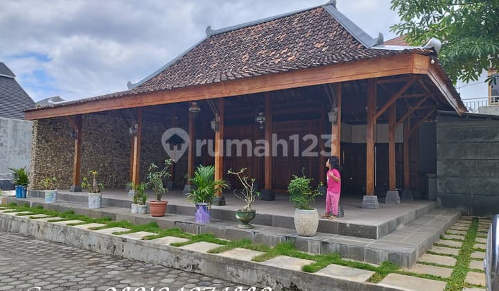 Dijual Rumah Joglo + Gudang Luas 250m2, Dekat Ke Banyak Kampus Dan Fasum