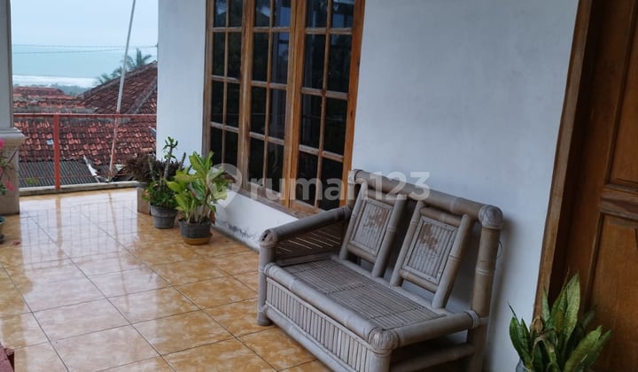 Rumah 2 Lantai Dijual View Pantai Parangtriris, Lt 340m2