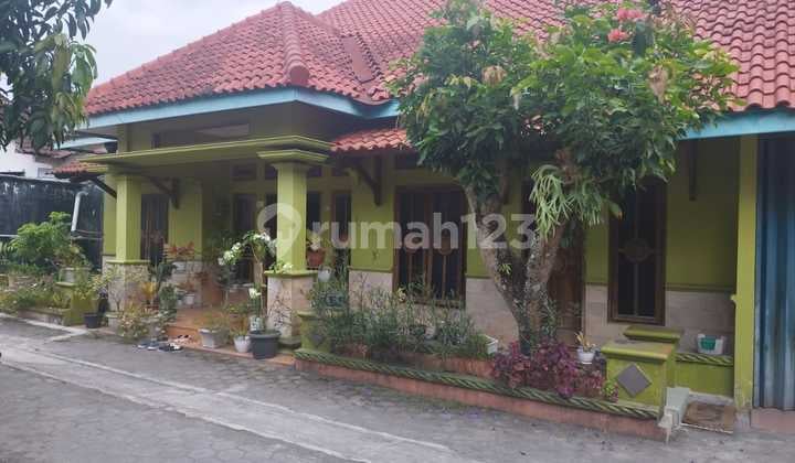 Rumah Dijual di Potorono Bantul Yogyakarta, LT 176M2