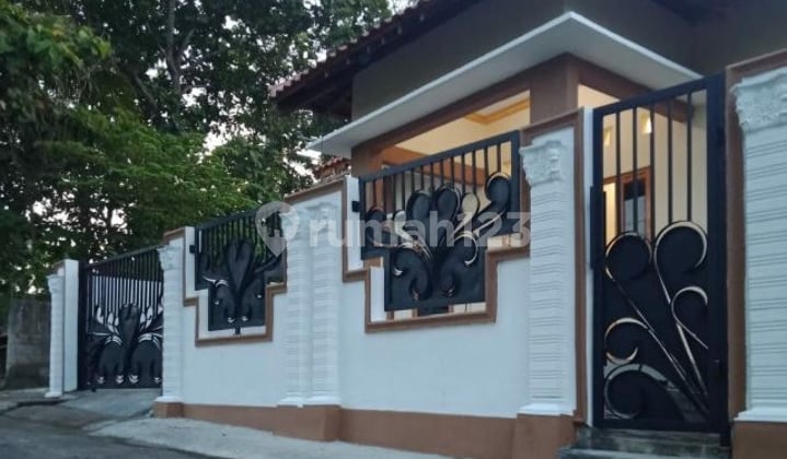 Rumah Cantik Minimalis Dekat Edum Park Bantul, Lt 98m2