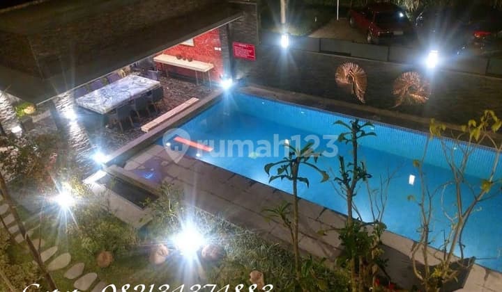 For Sale: 3-story villa in Kaliurang Yogyakarta, with swimming pool, spacious parking