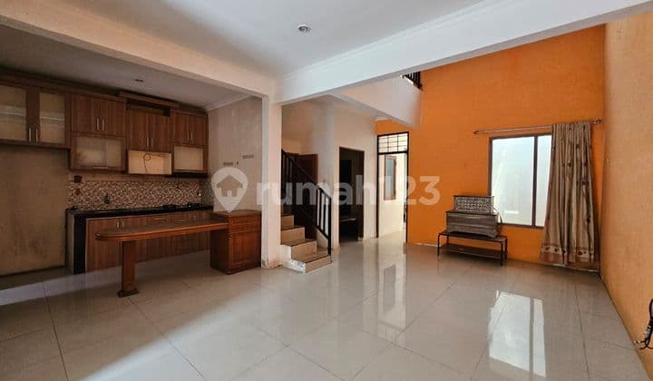 Rumah 2 Lantai Siap Huni di Taman Modern Cakung, Jakarta Timur