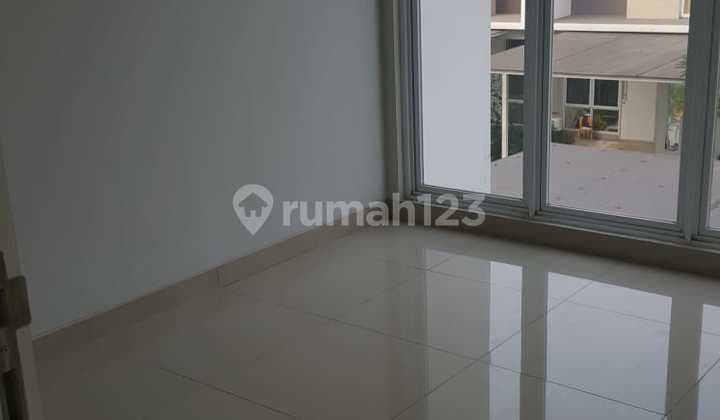 Disewakan Rumah 2 Lantai Siap Huni di Cluster Yarra JGC, Jakarta Timur
