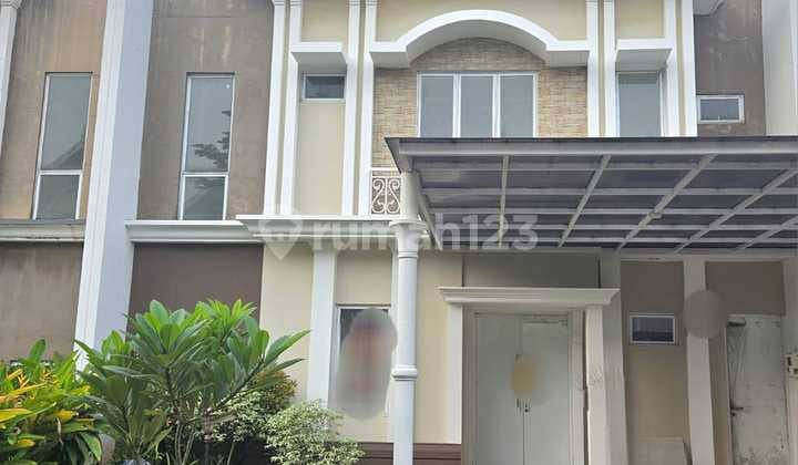 Dijual Rumah Nyaman Keamanan 24 Jam di Cluster North Thames JGC, Jakarta Timur