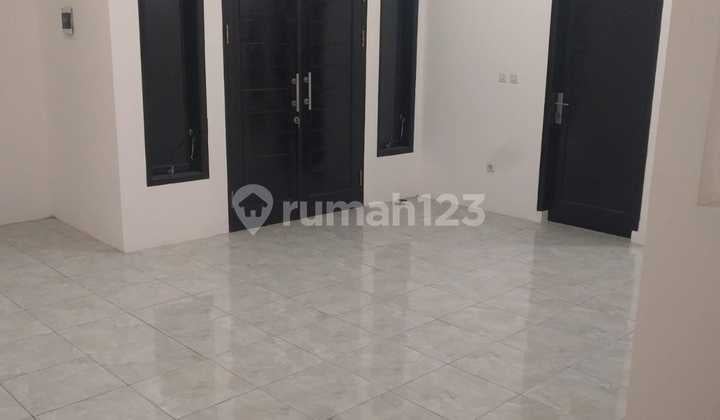 Dijual Rumah 2 Lantai Siap Huni Daerah Bandung Selatan ( Perum Kopo Permai Bandung )