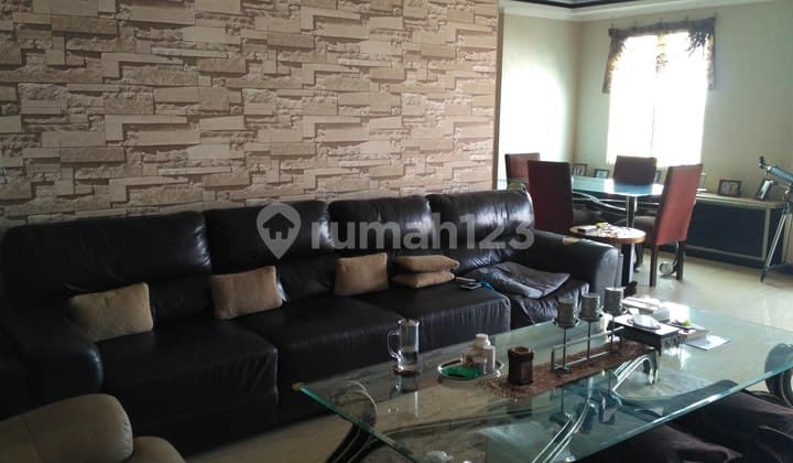 Apartemen Frenchwalk Moi Unit Gandeng