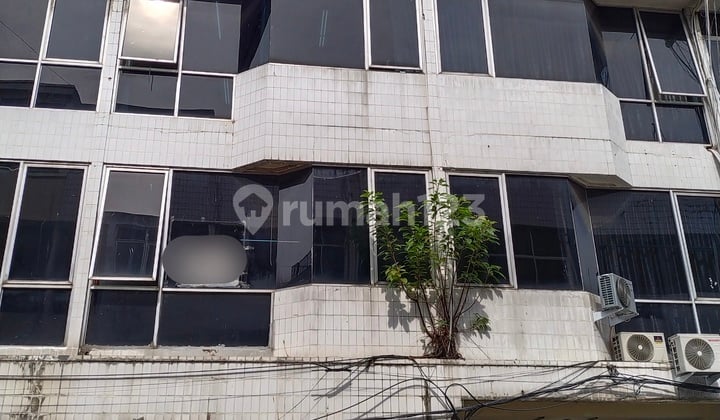 Ruko di Pangeran Jayakarta, Jakarta Pusat
