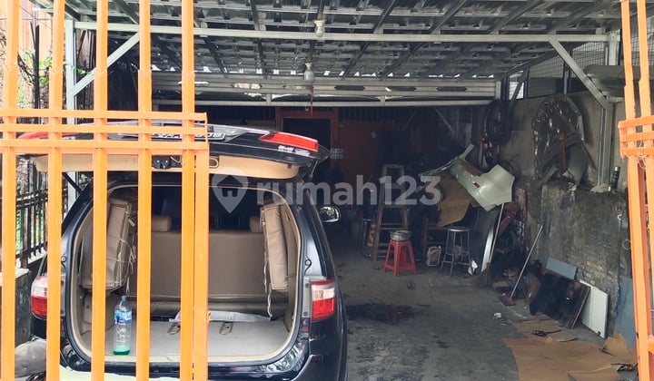 Rumah Tua Dijual di Bungur Besar Raya