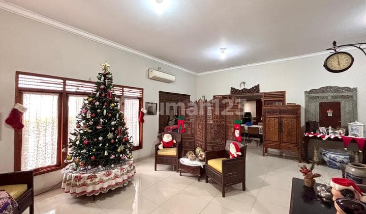 For Sale Nice House, Green Environment, Ready to Occupy, in Tebet South Jakarta