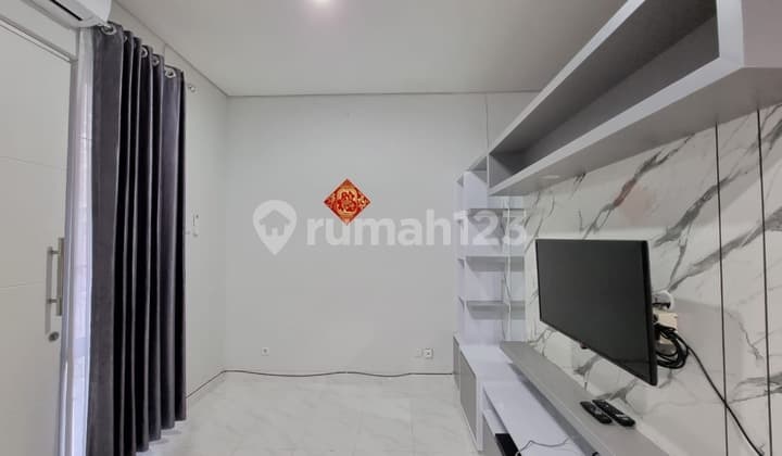 Rumah Baru Brand New Semi Furnish di Milano Gading Serpong