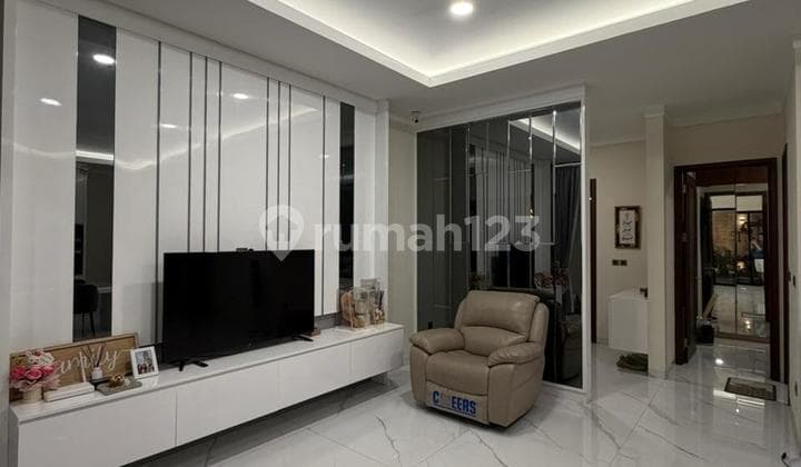Rumah Bagus, Lingkungan Asri, Siap Huni, di Sutera Narada Alam Sutera