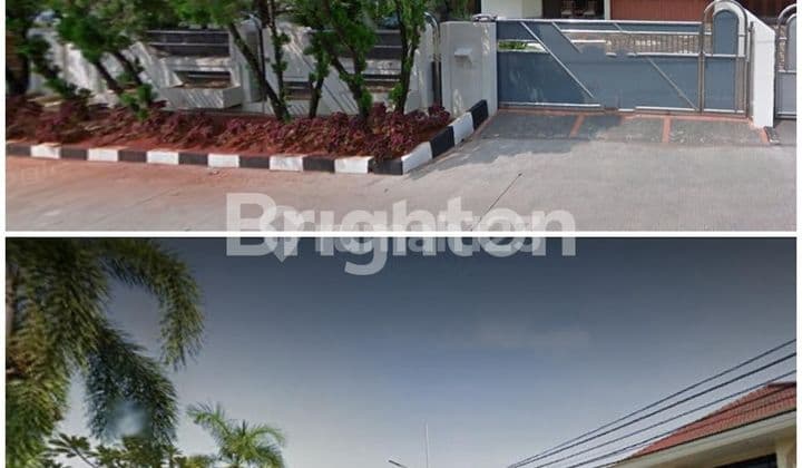 Green Garden Housing near the main road in West Jakarta, size 15x25 m², 2-story house, land area 375 m² facing north, row with wide road, negotiable price until deal.