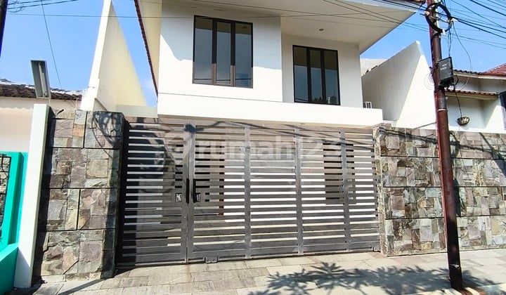 For Sale Premium House in Taman Kedoya Baru Area 100% New Condition