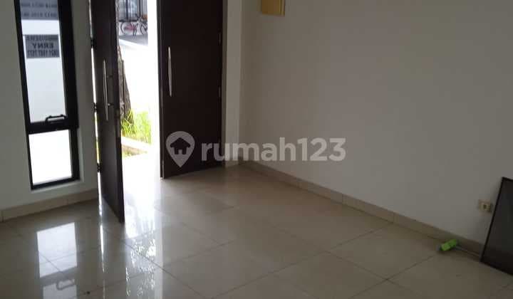 Disewakan Rumah Green Lake City Cluster Asia Ukuran 8X18