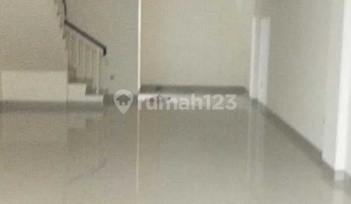 J Disewa Ruko Green Lake City Cluster : Crown Uk : 4,5X15