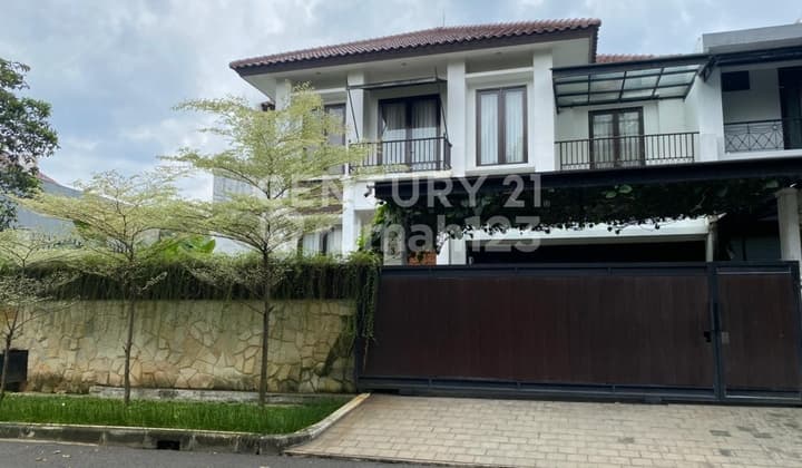 Private Pool House in Bintaro Housing Complex, Pesanggrahan, South Jakarta.