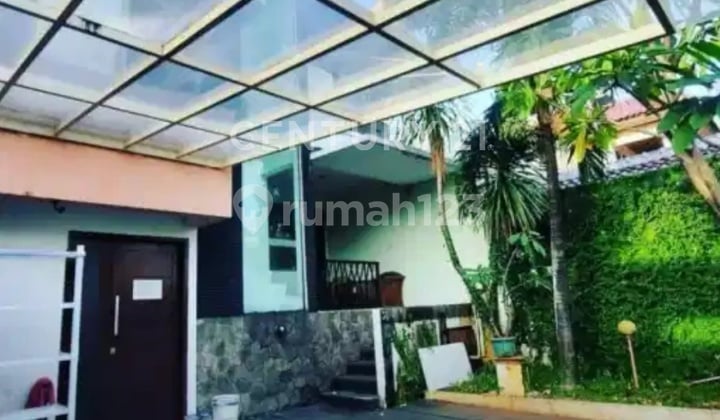Disewa Rumah Mewah Baru Renovasi Di Tebet. Bisa Untuk Kantor. Disewa Rumah Mewah Baru Renovasi Di Tebet. Bisa Untuk Kantor.