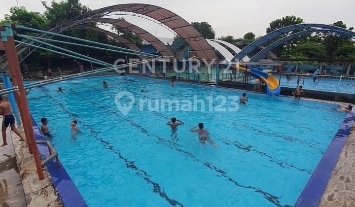 Dijual Tanah Bonus Bangunan Pinggir Jalan Raya Jombang Jawa Timur