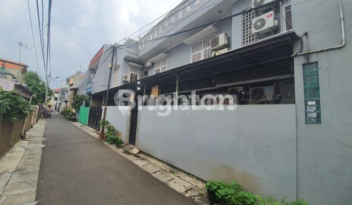 RUMAH KOST DI LOKASI STRATEGIS & DEKAT KAMPUS