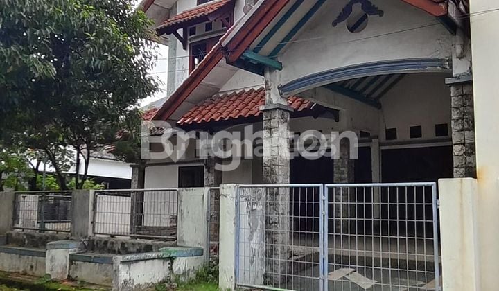 RUMAH DALAM LINGKUNGAN NYAMAN DAN STRATEGIS KEMANG PRATAMA BEKASI