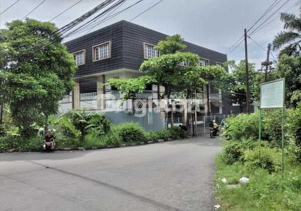 Gedung Kantor 4 Lantai Lokasi Strategis Kalimalang
