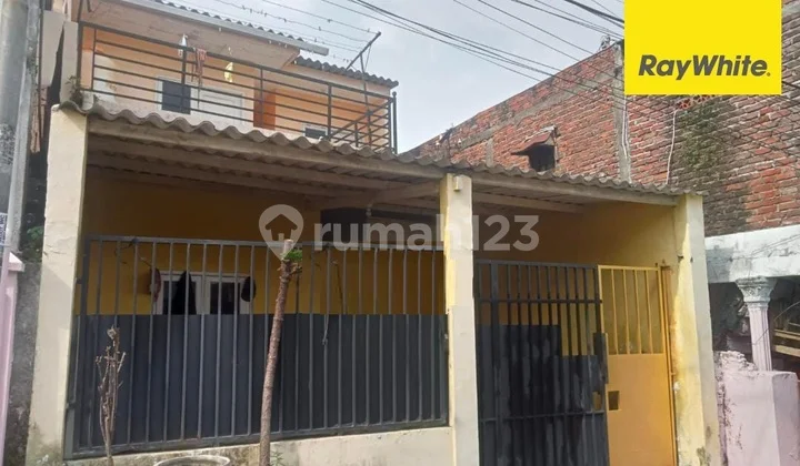 Dijual Rumah di Jl Kembang Kuning Surabaya Pusat Dijual Rumah di Jl Kembang Kuning Surabaya Pusat